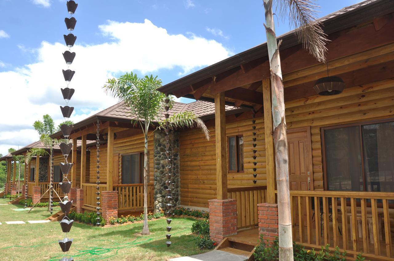 Carmen Hotel & Villas 哈拉瓦科阿 外观 照片